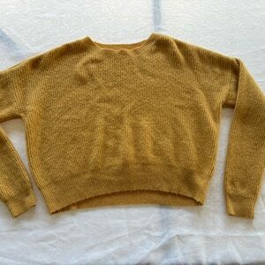 LA hearts woman’s Cozy Mustard Sweater size small